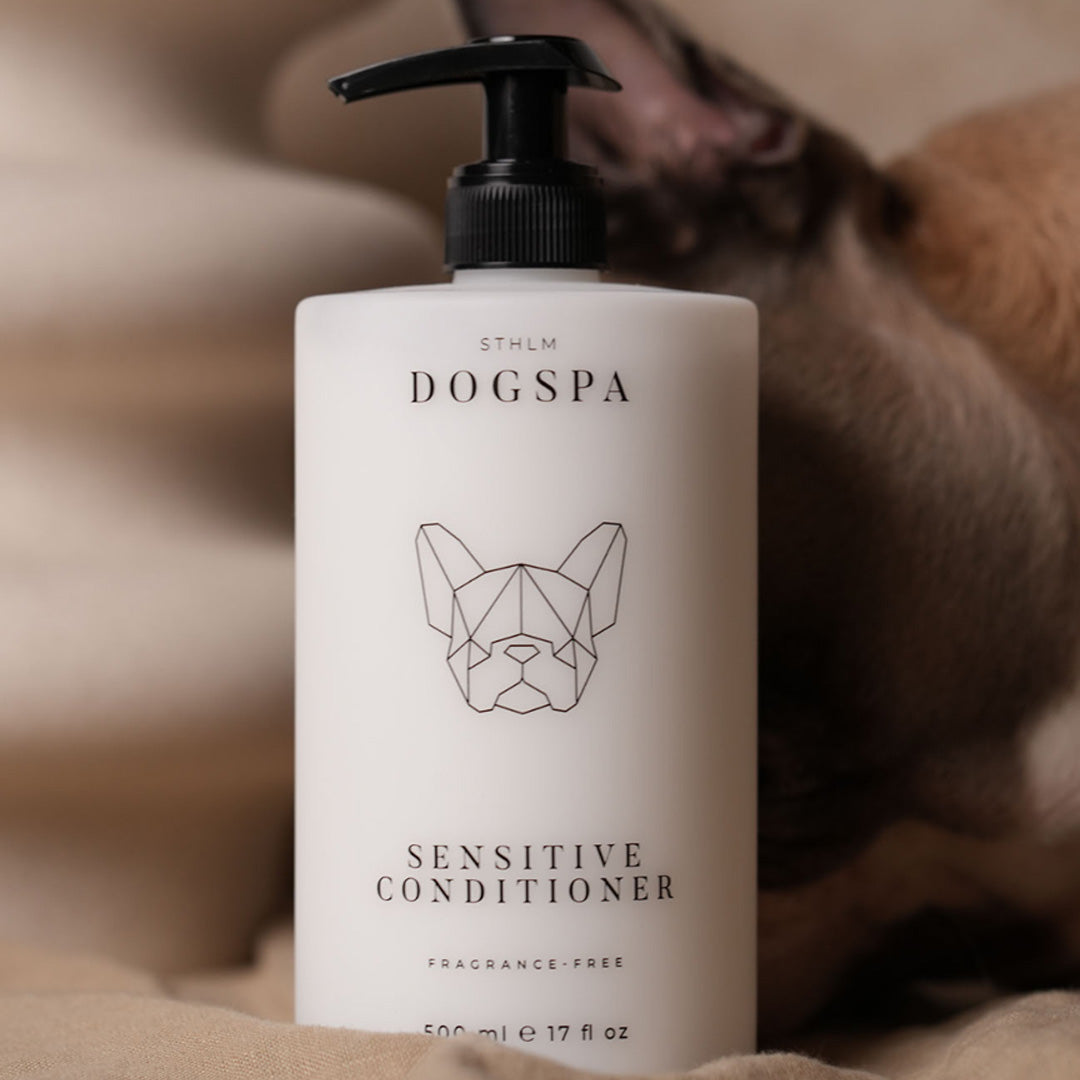 sensitive dog conditioner, organic, fragrance free, background